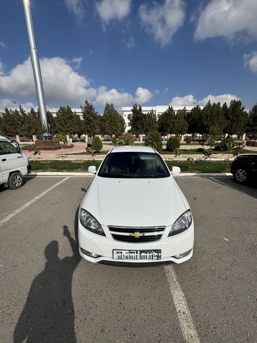 Chevrolet gentra 21-22