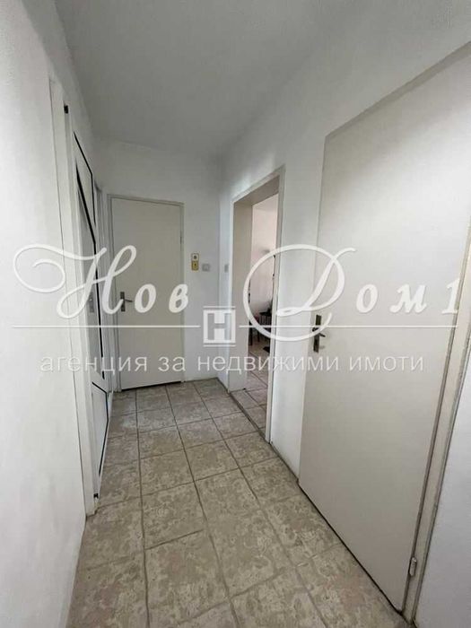 Дава се под наем Тристаен апартамент в Варна, Базар Левски - 65 кв.м за 510 € - Снимка #8