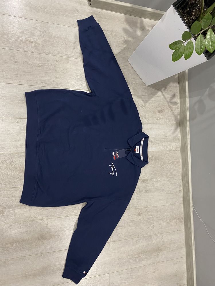 Продам кофту Tommy Hilfiger