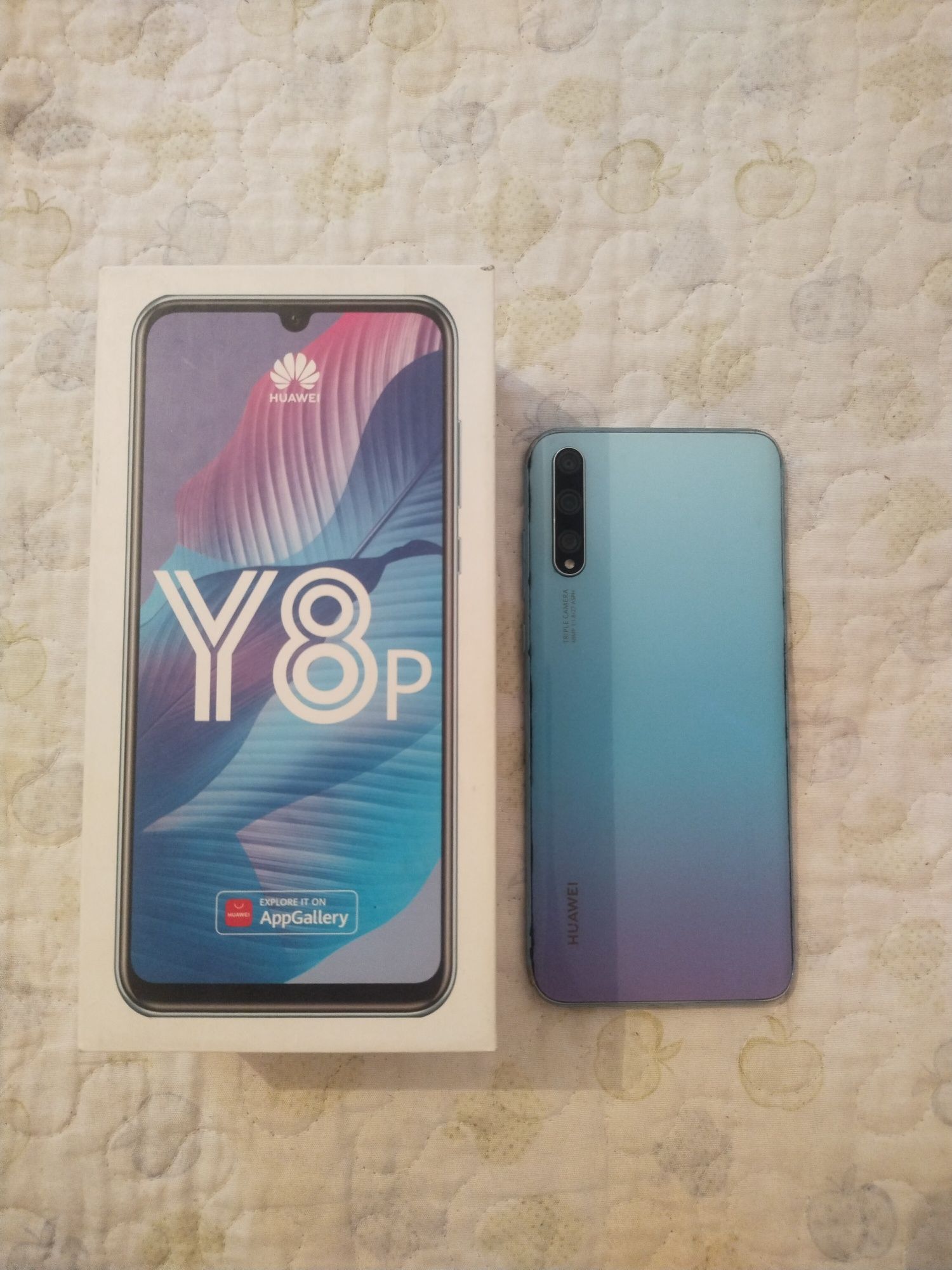 Huawei Y8 продается