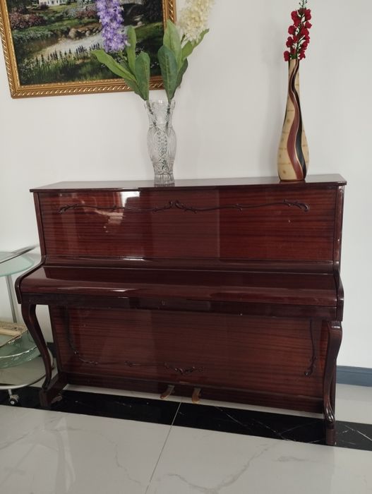 Продается пианино