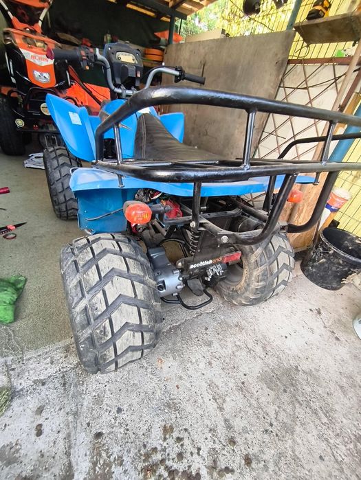 Atv de 125cc transmisie de cardan