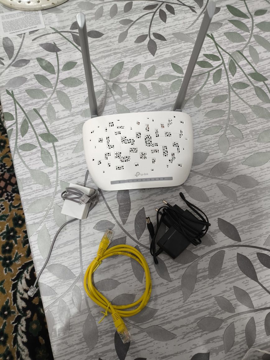 Wi-Fi роутер TP-Link с модемом ADSL2+