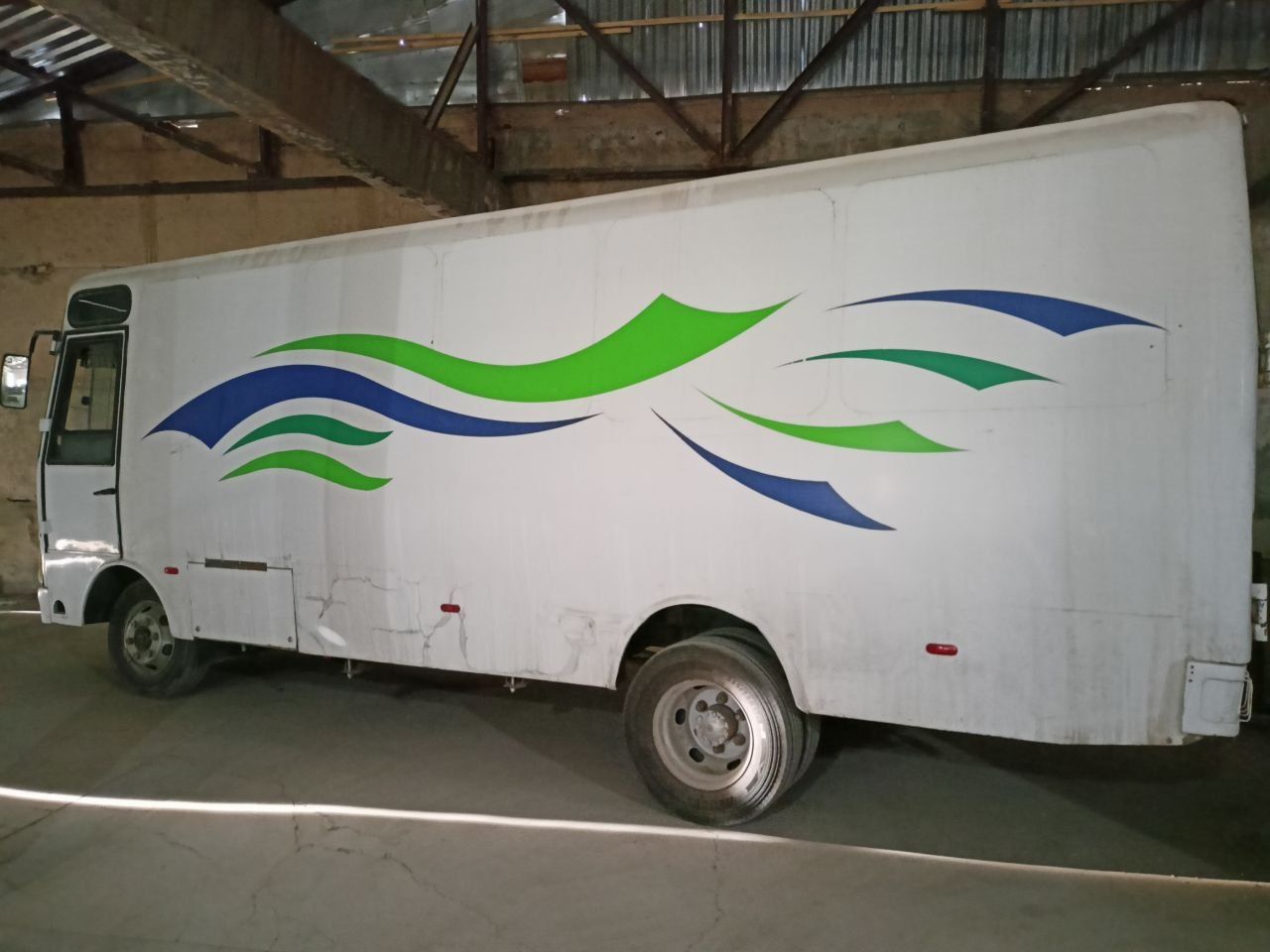 Юк автомобили ISUZU 2009 йил