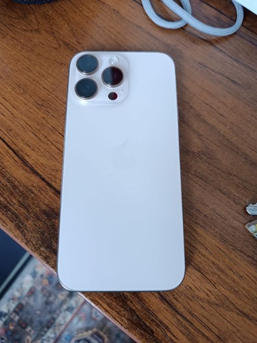 IPHONE 16 pro max