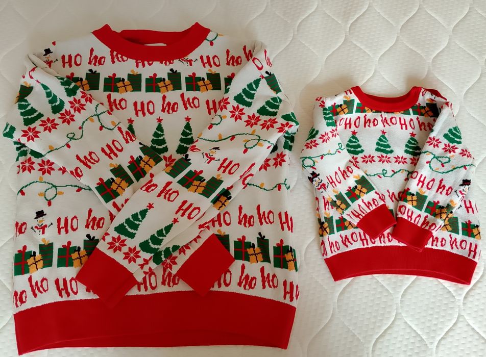 Коледни пуловери за мама и момиченце