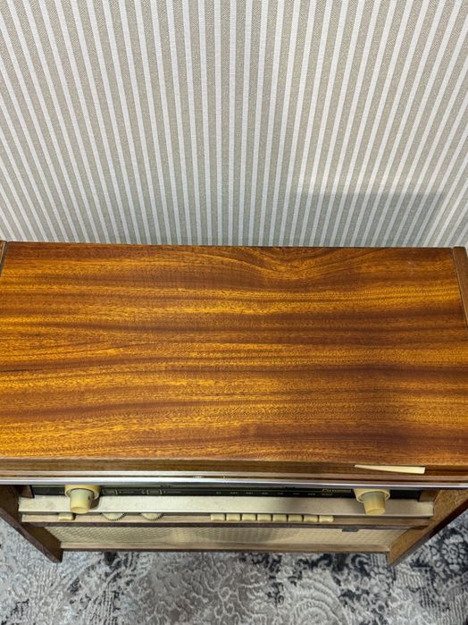 Радиоприемник/ радио