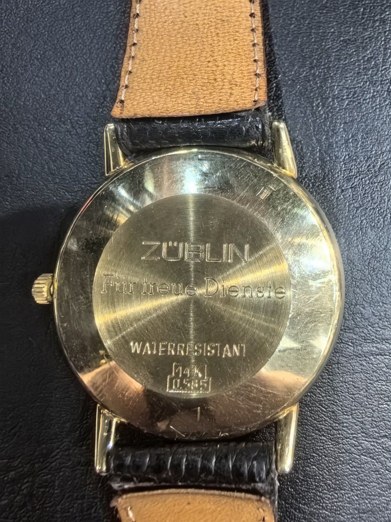 Продава Златен швейцарски ZUBLIN,Automatic,Swiss Made. 
Це