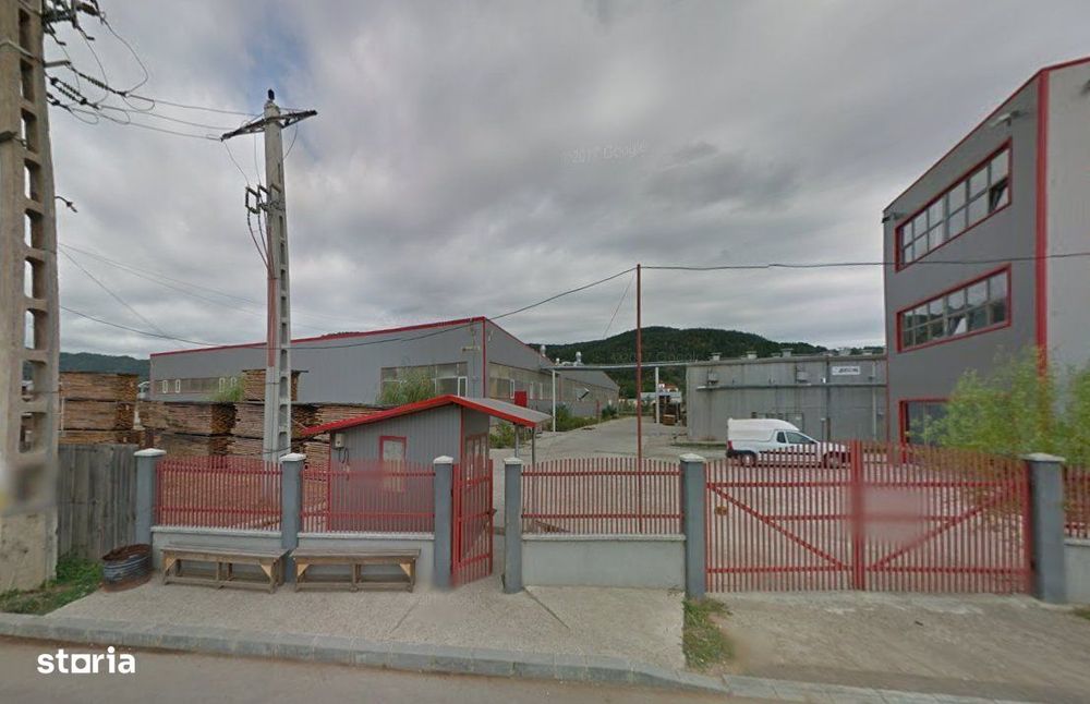 Constructii  7625 mp  + Teren  52300 mp ~ Targu Ocna