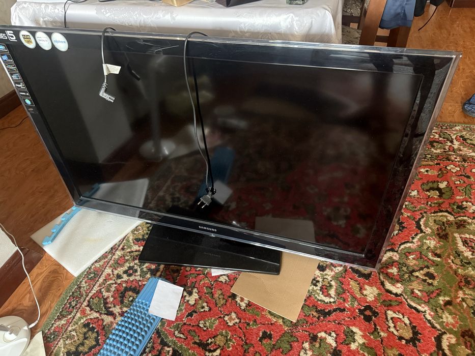 Продаю телевизор Samsung LE46D550 (46 дюймов) С Кореи оригинал