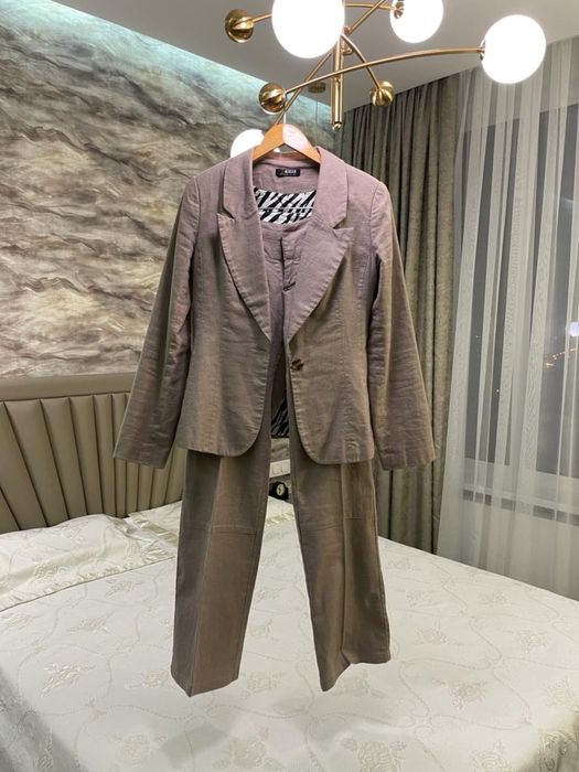 Льняной костюм 44 размер