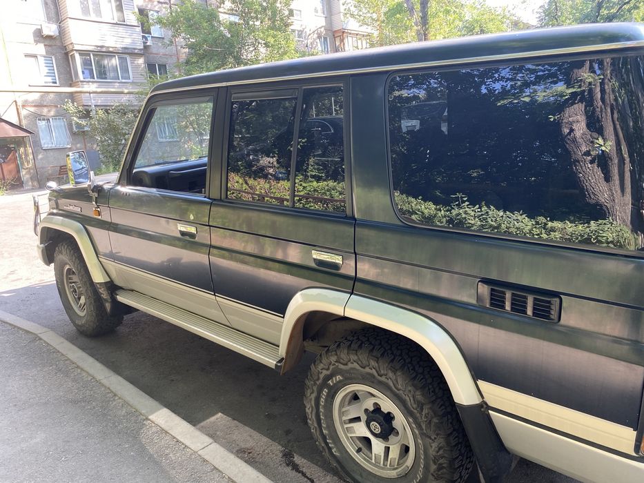 Продам Toyota land cruiser prado