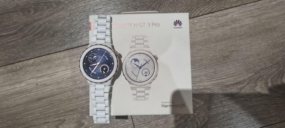 Смарт часовник Huawei Watch GT3 PRO, 43 mm, Ceramic Strap, White
