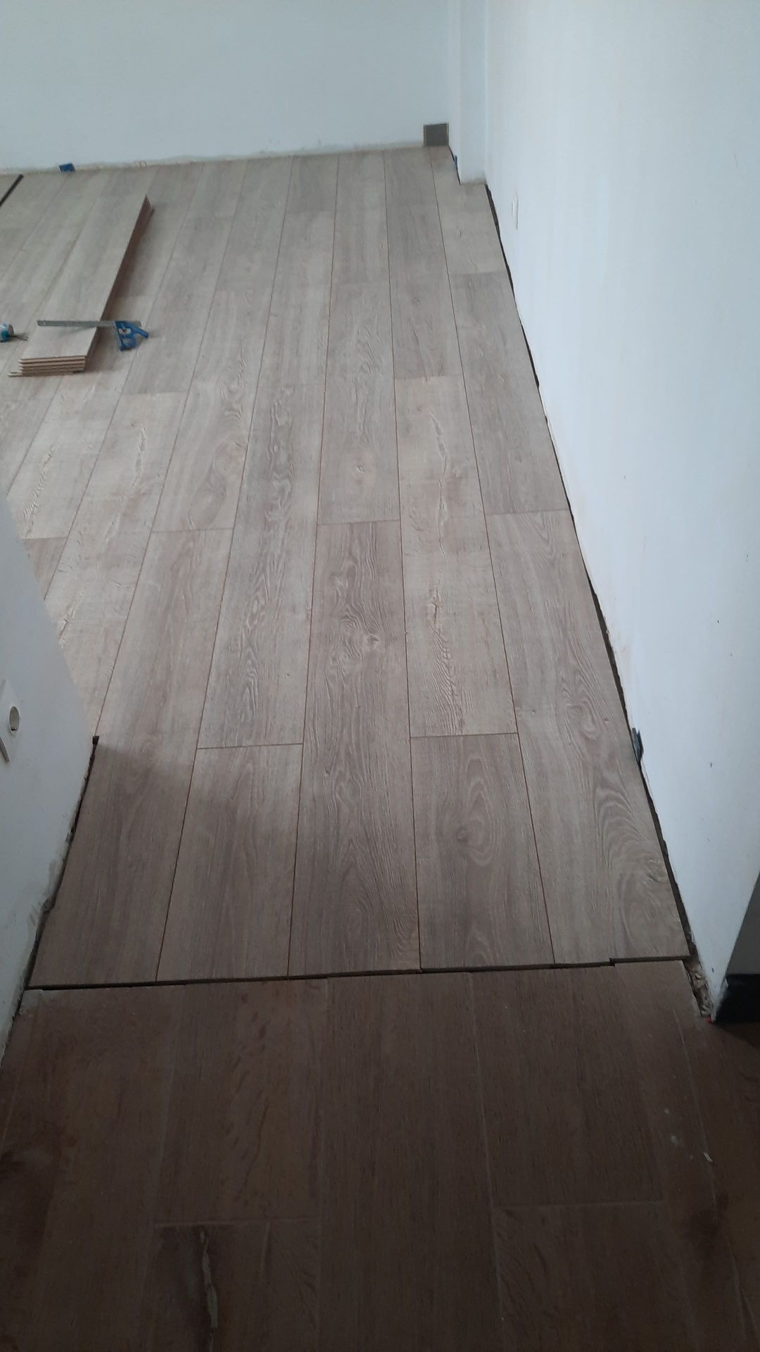 Montaj parchet Laminat