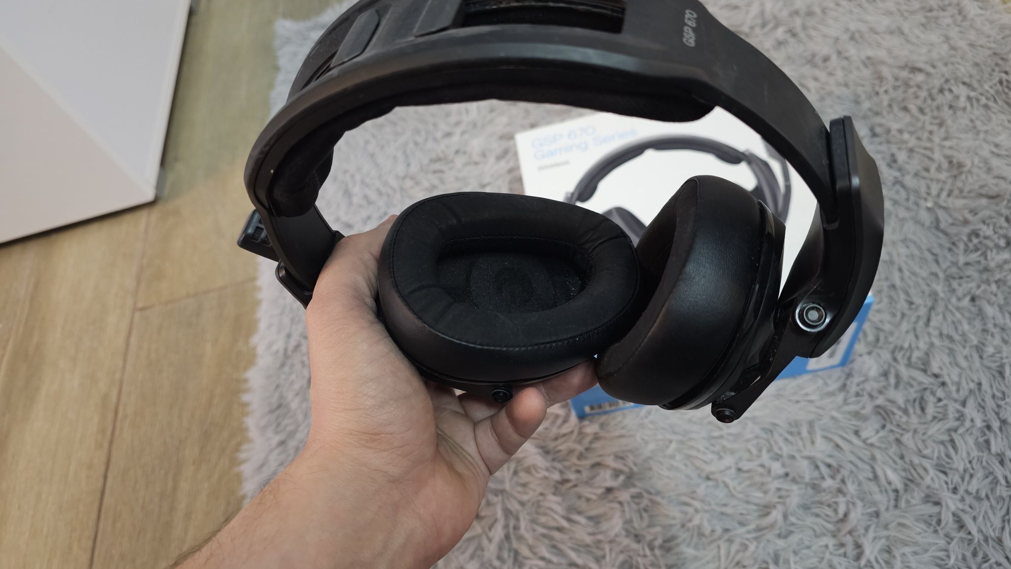 Casti gaming premium wireless Sennheiser GSP 670 cu microfon