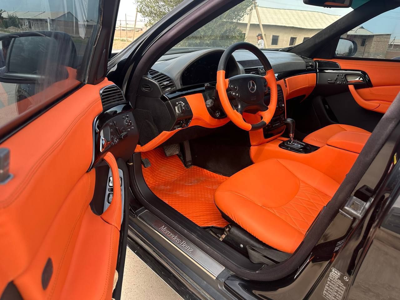 Mercedes сотилади срочно