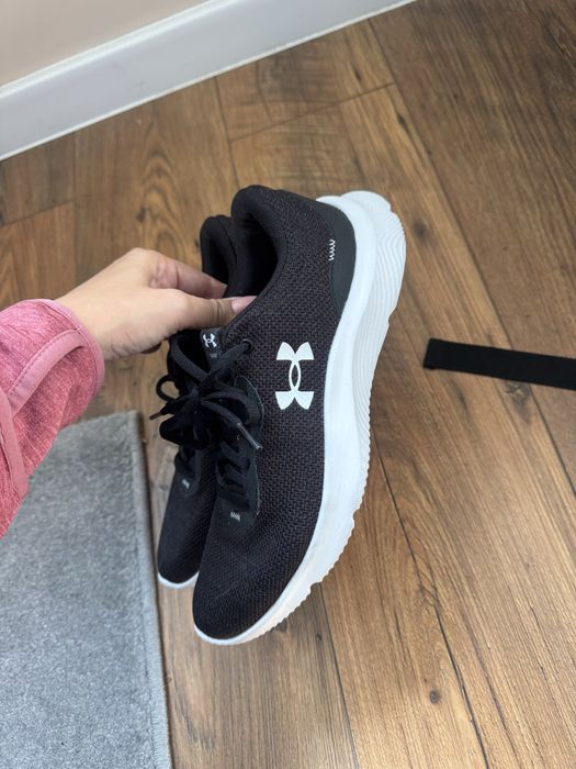 Дамски маратонки Under Armour