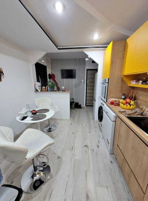 Apartament 2 camere Semidecomandat ,Zona Gemeni