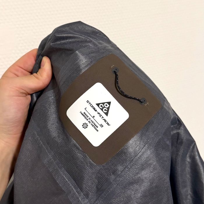 Nike ACG ( Gore-Tex, Arcteryx, Oakley, The North Face, Berghaus )
