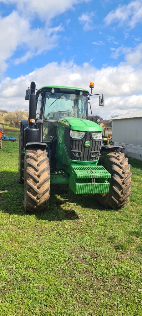 John deere 6175M