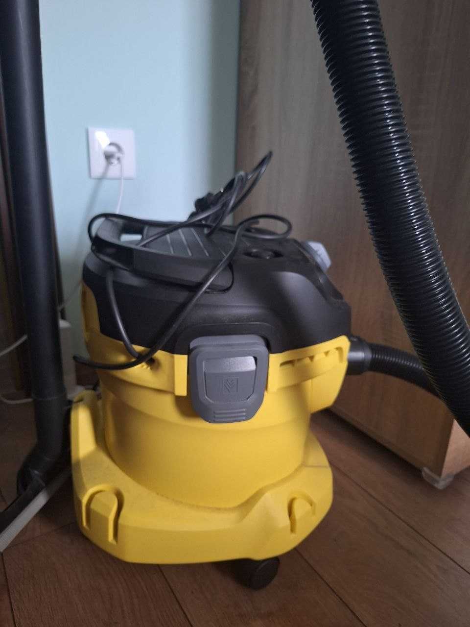 Прахосмукачка Karcher KWD 2 САМО ВЗИМАНЕ