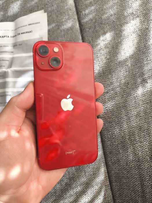 iPhone 13 128GB Red