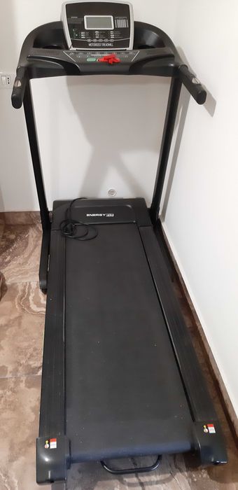Banda de alergat noua,inclinare automata,toate optiunile,G max  130kg
