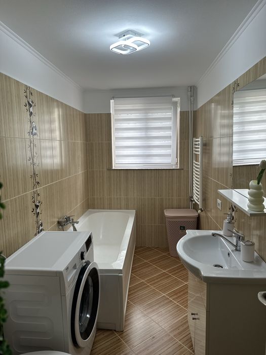 Apartament 2 camere, etaj 1.