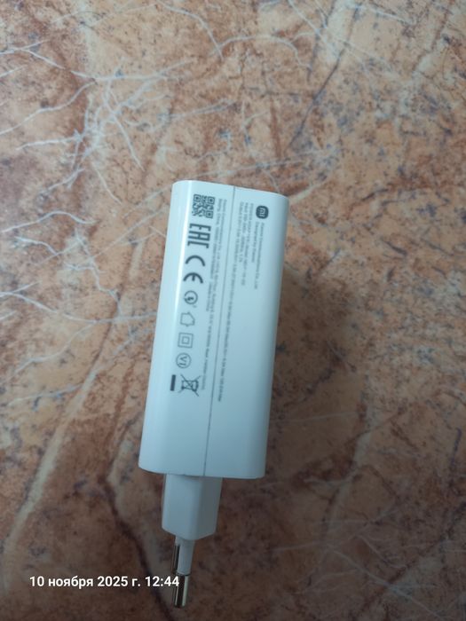 Продам блок зарядки оригинал