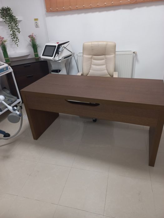 Birou birou + 2 scaune cadou