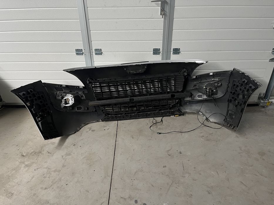 Bara față Peugeot 3008 2013