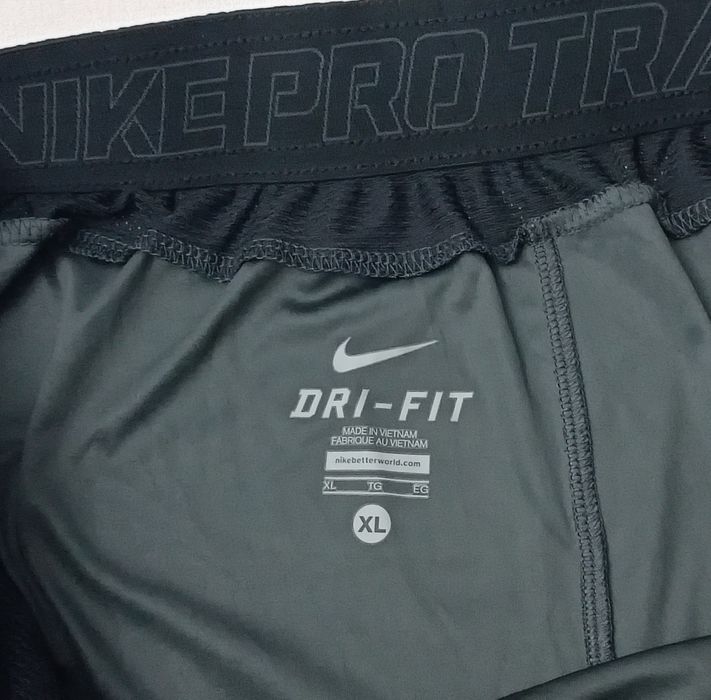 Nike DRI-FIT Swoosh Shorts оригинални гащета XL Найк спорт шорти