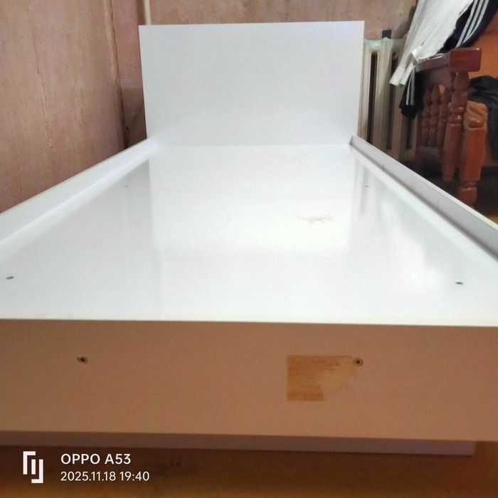 Кровать односпальная