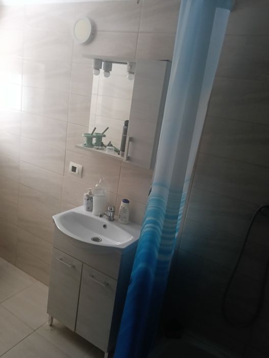 Garsoniera de vânzare