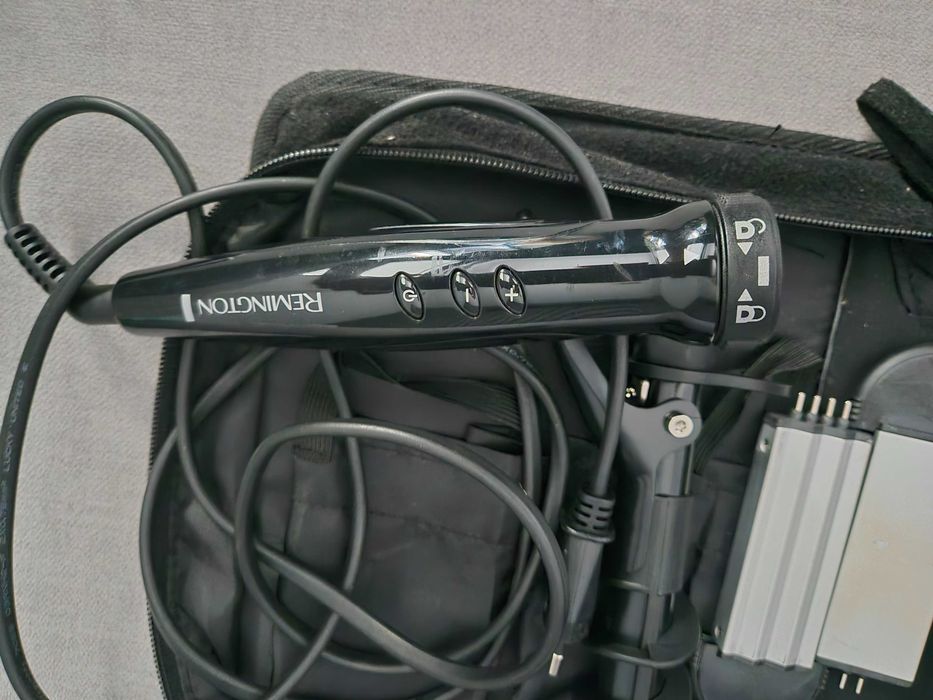 Ondulator Remington S8670, accesorii, Invelis Ceramic, Negru