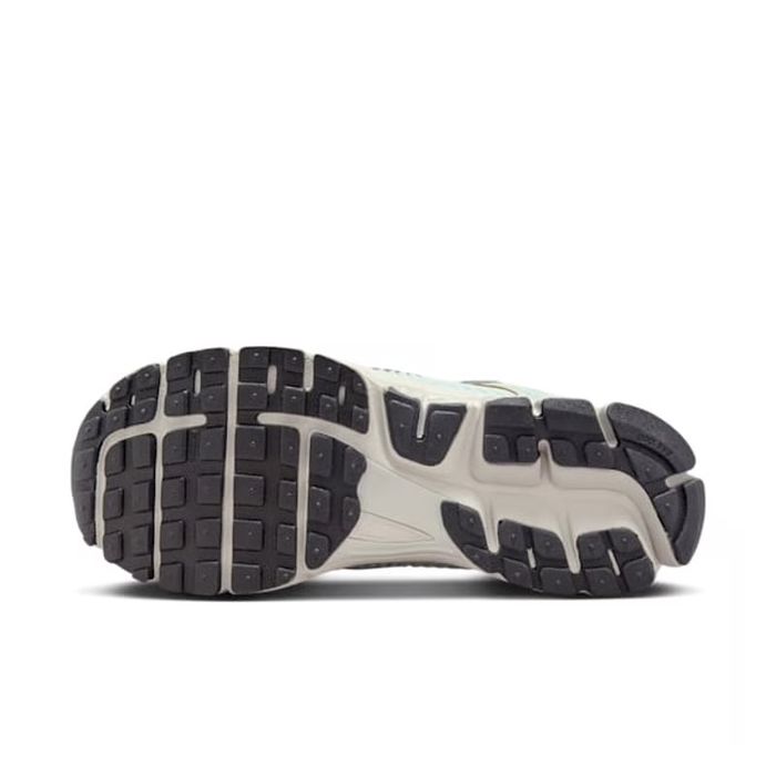 Nike Zoom Vomero 5