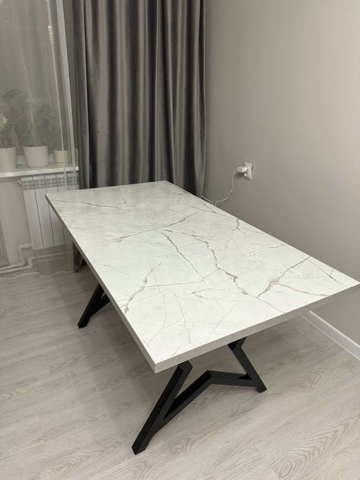 Стол обеденный 150 на 80