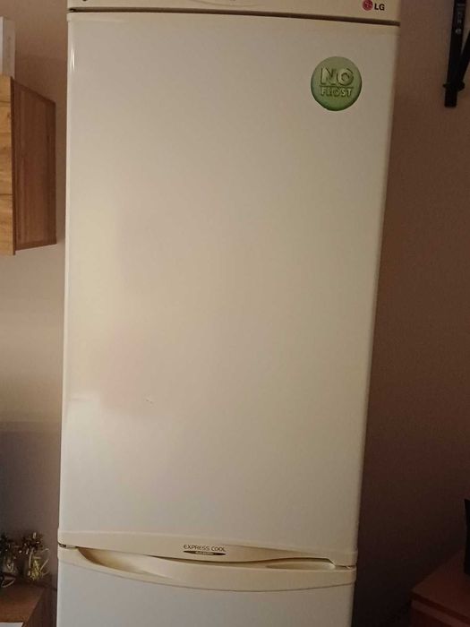 Комбиниран хладилник LG no frost