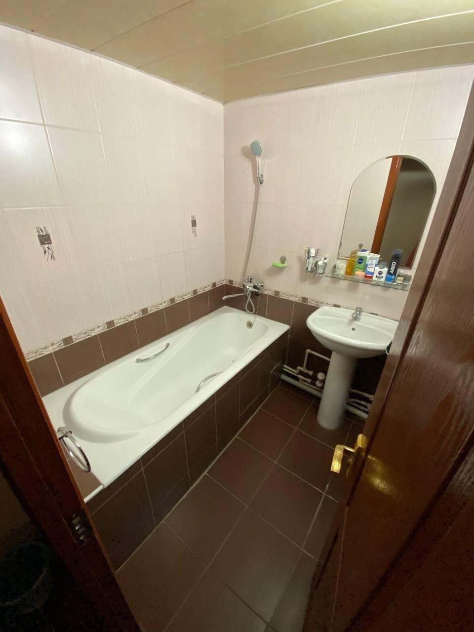 4/2/5 в Сергели 3 (Ярмарка). Квартира 92 м². Метро "Turon" - 500 м