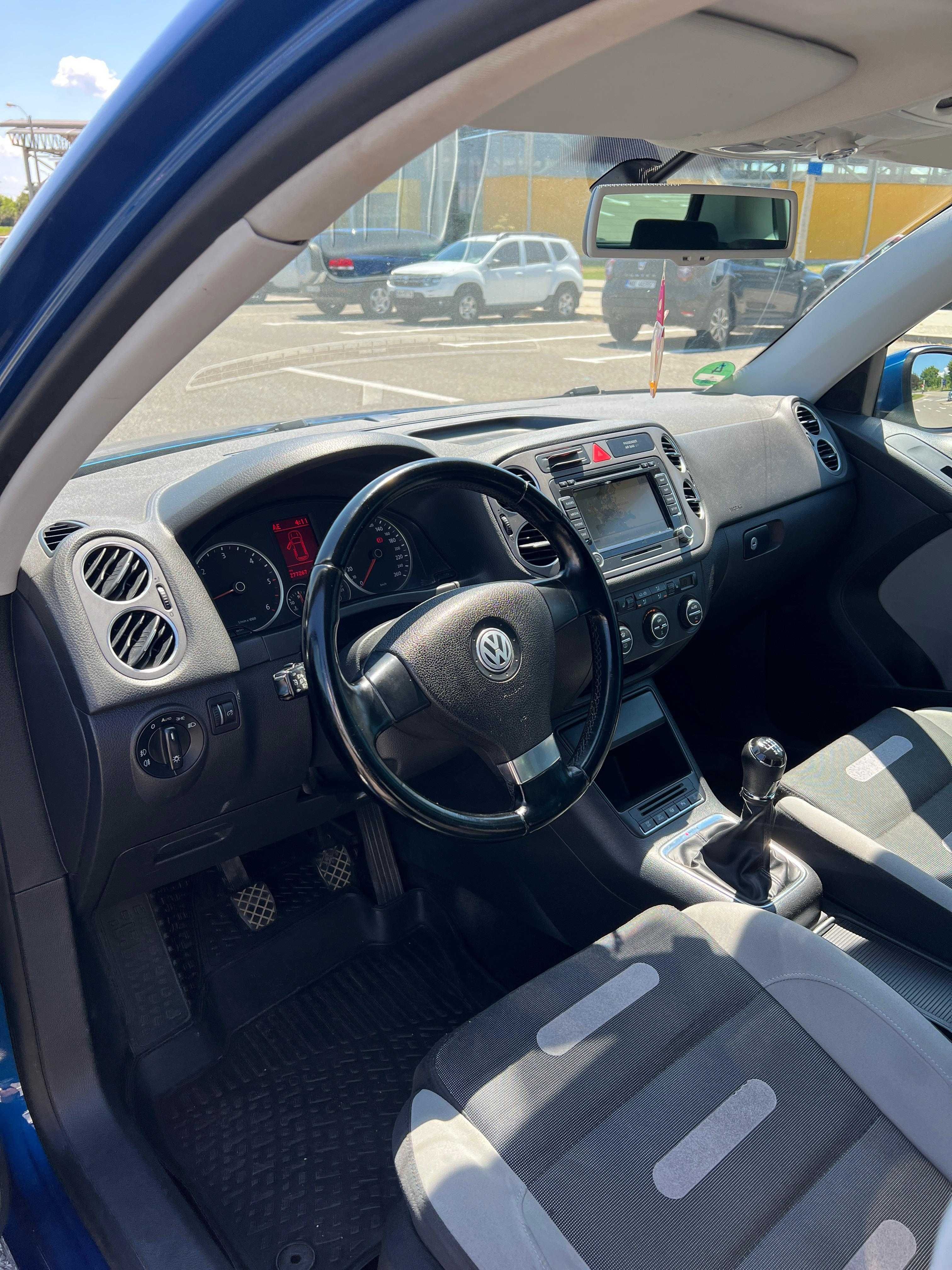 Vând Volkswagen Tiguan