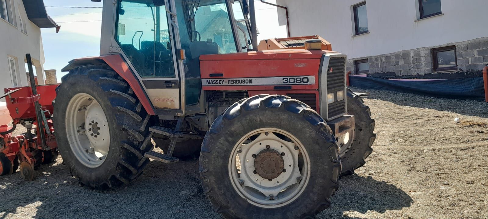 Trattore Massey Ferguson 3080 stare foarte buna