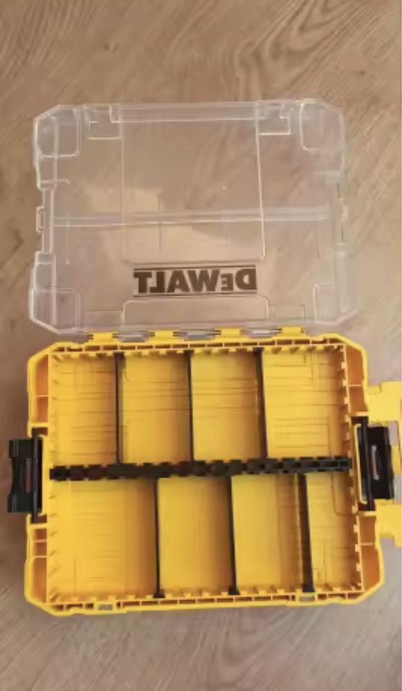 Dewalt tough case органайзер