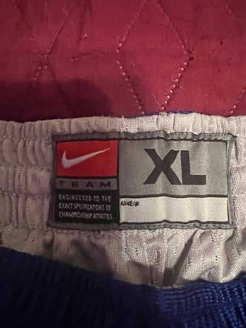 Баскетболен екип Nike двулицев