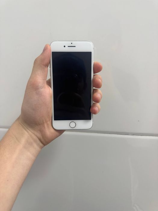 iPhone 8 64talik ideal Otpechatka ishlidi