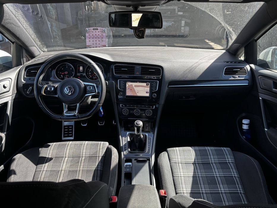 Volkswagen Golf 7 GTD 2.0 TDI 184cp Sport&Sound alb perlat Led Navi