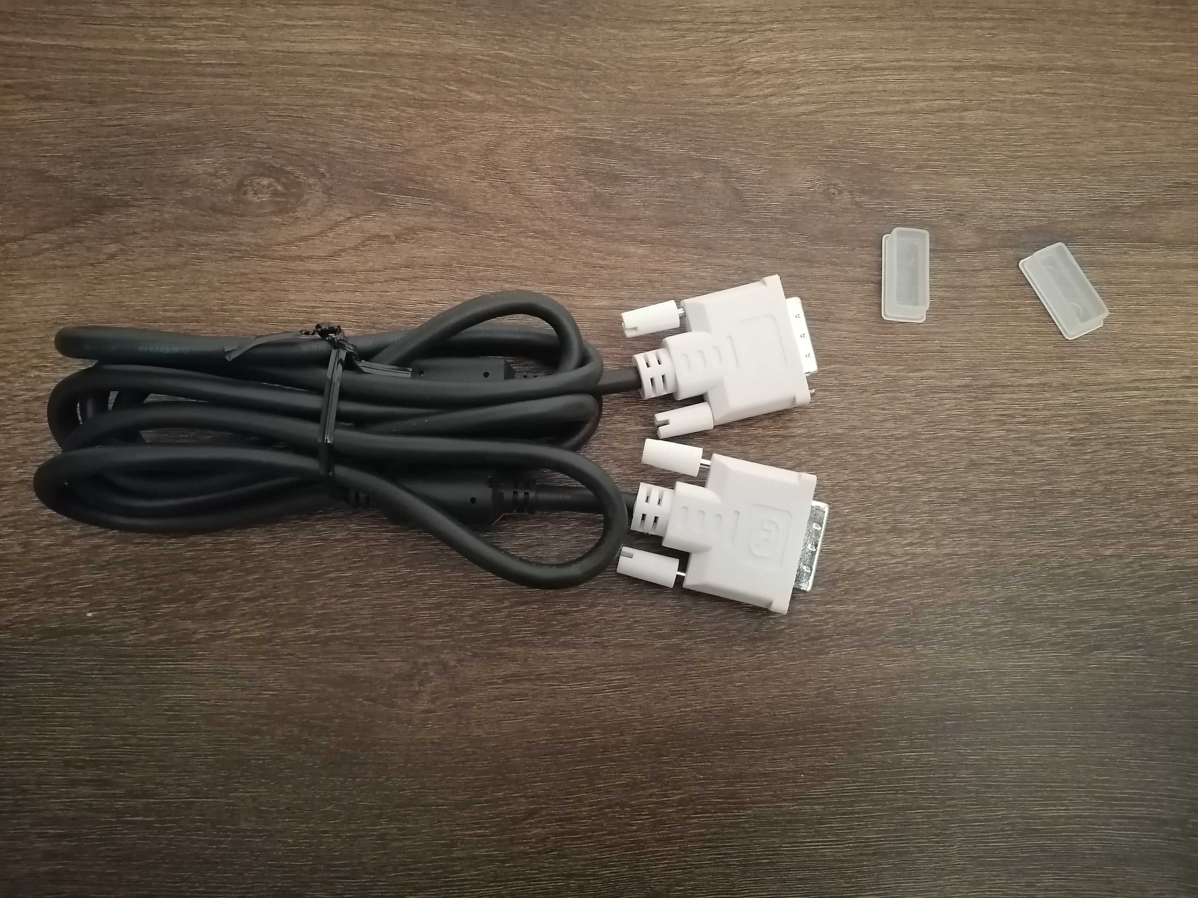 Cablu monitor DVI, cablu USB3 tipB,  alimentatoare laptop