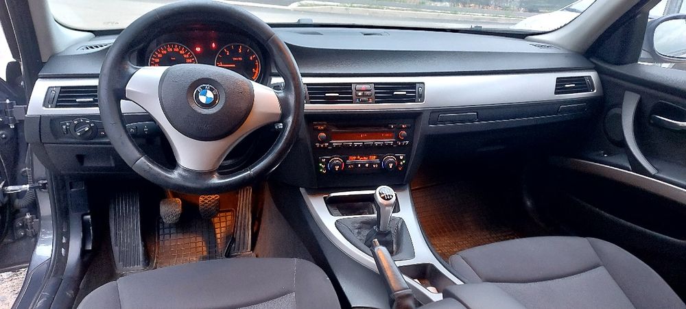 Vand BMW 318D stare excelenta an 2006