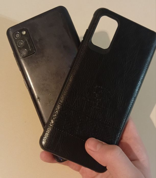 Самсунг галактики а41(64гб)