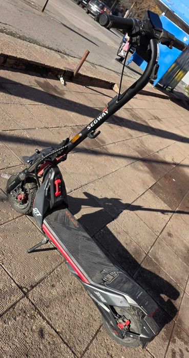 ***УНИКАТ/ГАРАНЦИЯ*** Segaway Kickscooter ZT3 PRO