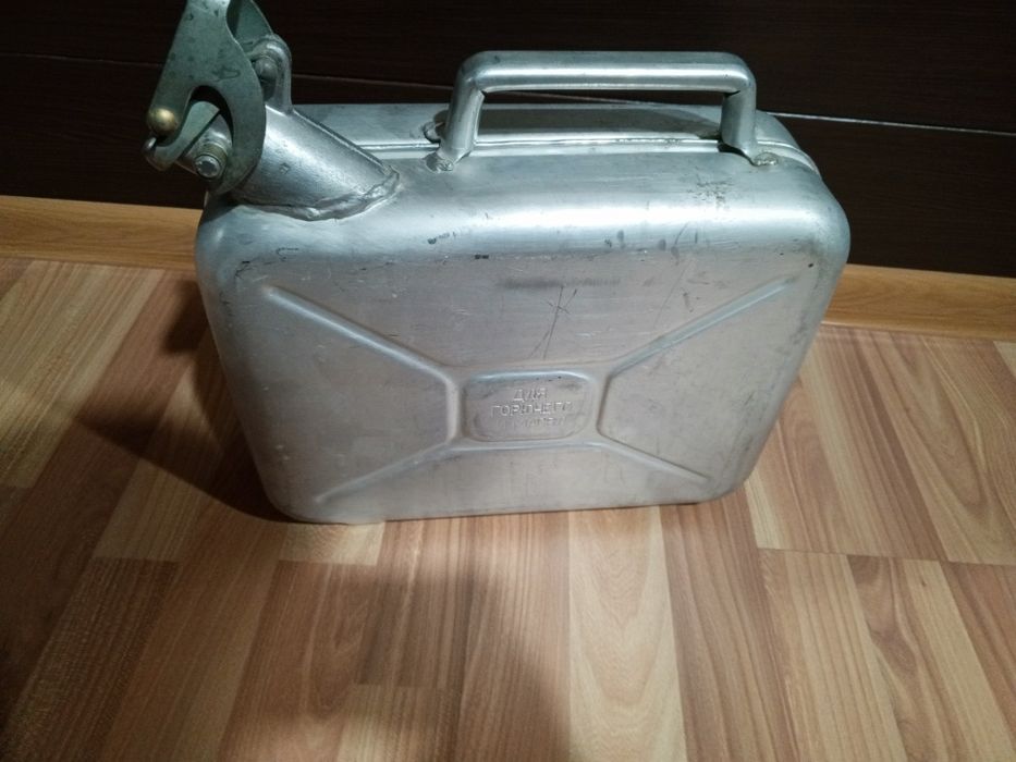 Bezin soladigan idish